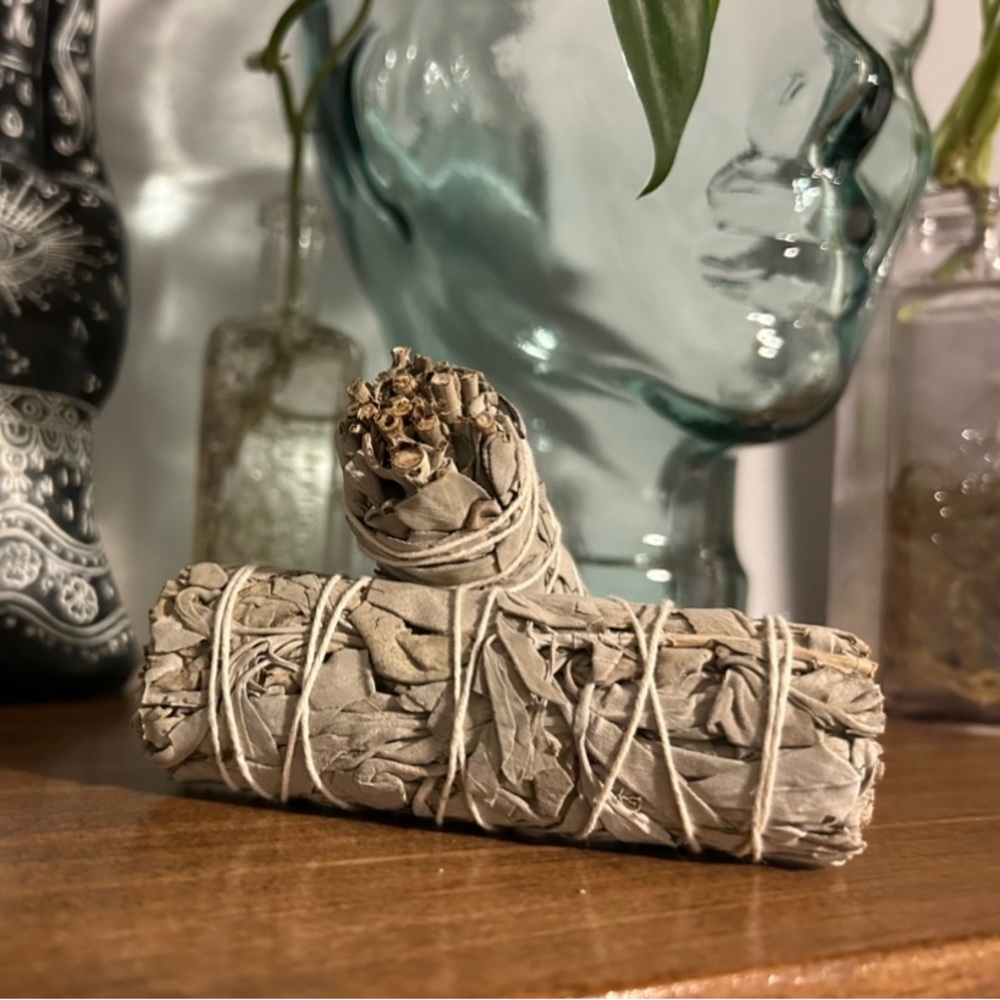 2 White sage smudge 4" CALIFORNIA sticks meditate cleanse chakra crystal healing
